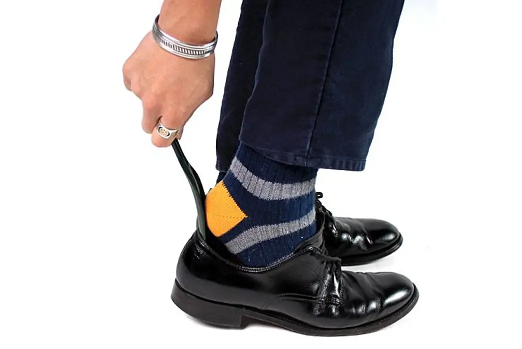 ۱۰ وسیله ضروری که هر عاشق کفش باید داشته باشد؛ ابزارهایی که هر کسی برای نگهداری حرفهای کفش به آن نیاز دارد. ۱۰ وسیله ضروری که هر عاشق کفش باید داشته باشد؛ ابزارهایی که هر کسی برای نگهداری حرفهای کفش به آن نیاز دارد.