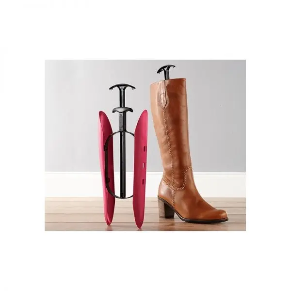  نقش قالب کفش در حفظ شکل و افزایش عمر کفش؛ بررسی انواع قالب‌های کفش و تأثیر آن‌ها بر دوام کفش‌ها